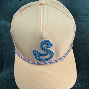 SWANNIES Holman Hat